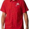 Shirts * | Columbia Men'S Ohio State Buckeyes Scarlet Slack Tide Button-Down Shirt